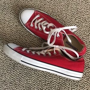 Converse Chuck Taylor’s (RED)